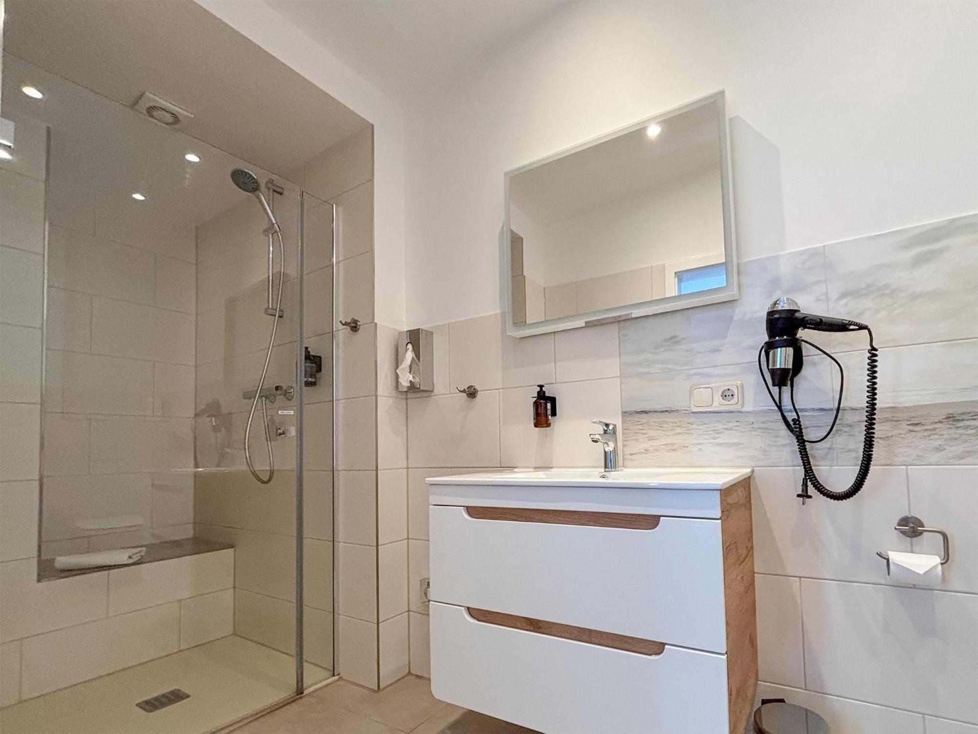 Dormero Hotel Wilhelmshaven Eksteriør billede